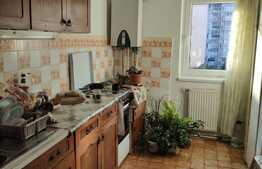 Apartament 4 camere, decomandat, etaj intermediar, zona Prof. Ciortea