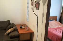 Apartament 2 camere, etaj intermediar, decomandat, zona Donath