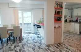 Apartament 4 camere decomandat, 105 mp, zona Campului 