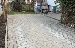 Duplex cu 3 camere, 100 mp, teren de 200 mp! Zona Florilor 