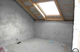 176 mp utili la 5 camere cu scara interioara!