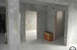 176 mp utili la 5 camere cu scara interioara!