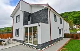Duplex modern, totul nou, in zona plina de verdeata!