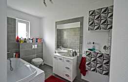 Duplex modern, totul nou, in zona plina de verdeata!