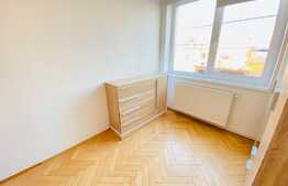 Apartament cu 2 camere, 40 mp, decomandat, zona Piata Mihai Viteazu