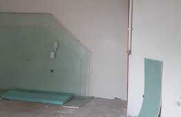 Apartament de vanzare, 2 camere, semifinisat, zona strazii Paris!