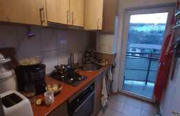 Apartament cu 1 camera, balcon, parcare si boxa de depozitare! Zona strazii Stejarului