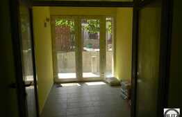 Apartament cu suprafata generoasa in Gruia!