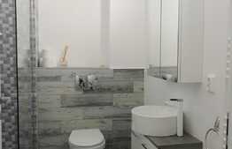 Apartament cochet, 2 camere, semidecomandat, zona strazii Fabricii