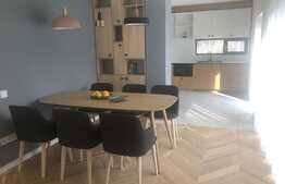 Calitate la superlativ! Casa cuplata, mobilata si finisata de lux, in zona strazii Republicii!