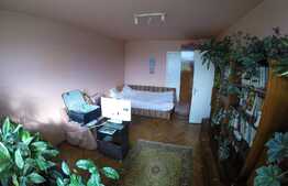 Apartament 2 camere decomandat plus garaj in zona Piata Engels!