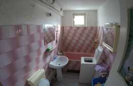 Apartament 2 camere decomandat plus garaj in zona Piata Engels!