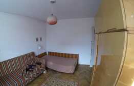 Apartament 2 camere decomandat plus garaj in zona Piata Engels!