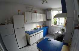 Apartament 2 camere decomandat plus garaj in zona Piata Engels!