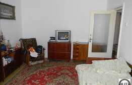 3 camere de vanzare in cartierul Marasti!