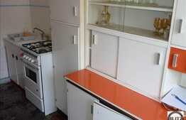 3 camere decomandate in zona Primaverii !