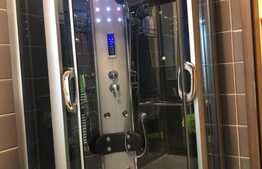 Apartament cu 2 camere, 59mp, mobilat LUX cu loc de parcare, zona Centrala