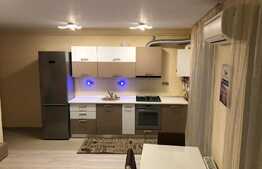 Apartament cu 2 camere, 59mp, mobilat LUX cu loc de parcare, zona Centrala