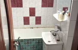 De vanzare apartament 2 camere, 45 mp, decomandat, etaj intermediar, zona strazii Primaverii