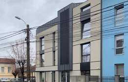 Birouri in cladire clasa A, 450 mp, finisaje in functie de cerintele chiriasului