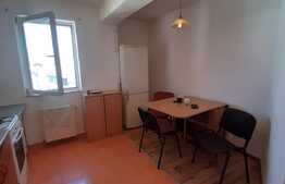 Oportunitate de investitie, 2 camere decomandate, parcare, zona Florilor