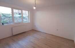 Apartament in vila, finisaje noi, parcare, locatie deosebita, zona Tautiului