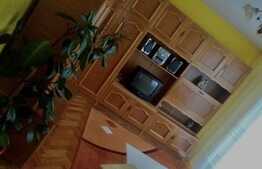 Apartament 4 camere, 80 mp, parcare, zona strazii Parang