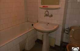 3 camere de vanzare pe Dorobantilor!