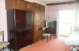 3 camere de vanzare pe Dorobantilor!