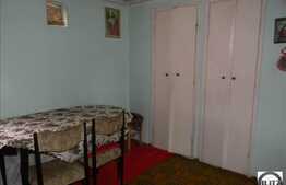 3 camere de vanzare pe Dorobantilor!