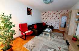Apartament 3 camere, decomandat, etaj intermediar, zona Plopilor