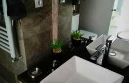 Dacă dorești să locuiești într-un apartament proaspăt finisat, mobilat utilat modern, în zona Iulius Mall, avem oferta potrivită pentru tine: