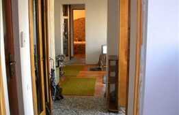 3 camere de vanzare in zona buna din Grigorescu!