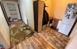 Apartament cu 3 camere, 74 mp, decomandat, zona Florilor