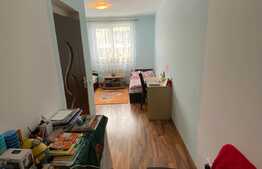 Apartament cu 3 camere, 74 mp, decomandat, zona Florilor