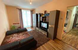 Apartament cu 3 camere, 74 mp, decomandat, zona Florilor