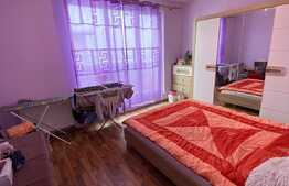 Apartament cu 3 camere, 74 mp, decomandat, zona Florilor