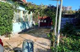 Teren de  1950 mp cu  casa individuala de 98 mp in Manastur