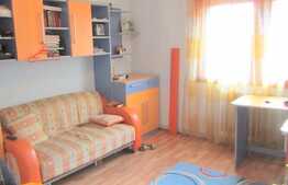 Vanzare apartament 4 camere, decomandat, etaj intermediar, zona strazii Dambovitei!