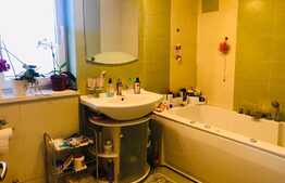 Casa cuplata de 280 mp, teren 250 mp! Zona de case!