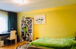 Casa cuplata de 280 mp, teren 250 mp! Zona de case!