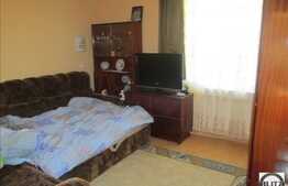 De vanzare 3 camere, 60 mp utili, zona strazii Florilor
