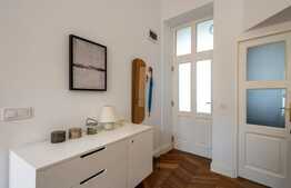 Garsoniera de inchiriat, 32 mp, modern/lux, zona Piata Unirii