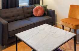 Garsoniera de inchiriat, 45 mp, decomandata, zona Piata Unirii