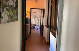 Spatiu comercial ULTRACENTRAL, 180 mp, cladire istorica clasa A