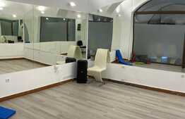 Spatiu comercial ULTRACENTRAL, 180 mp, cladire istorica clasa A