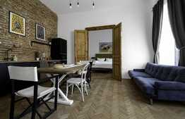 Apartament cu 2 camere, 75 mp, decomandat, modern/lux, zona Piata Unirii