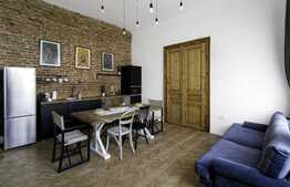 Apartament cu 2 camere, 75 mp, decomandat, modern/lux, zona Piata Unirii