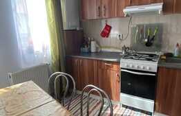 Apartament de 2 camere decomandate, 47 mp, balcon!  zona Teilor