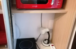 Garsoniera moderna si spatioasa aproape de facilitatile orasului, 11mp, zona Hotel Royal